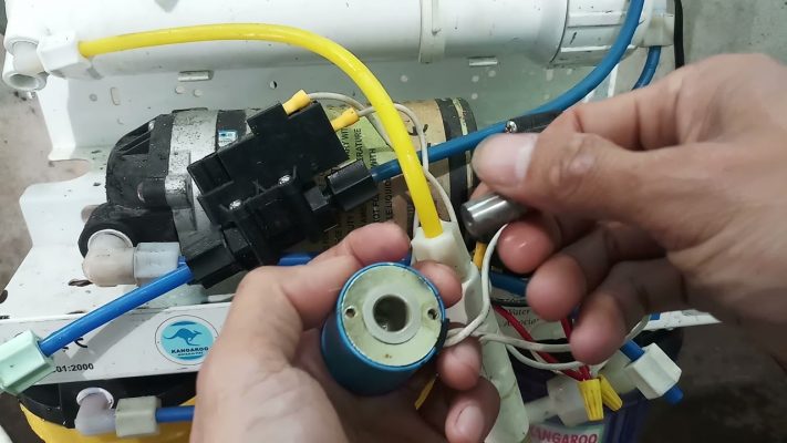 Lắp đặt van từ vào máy lọc nước